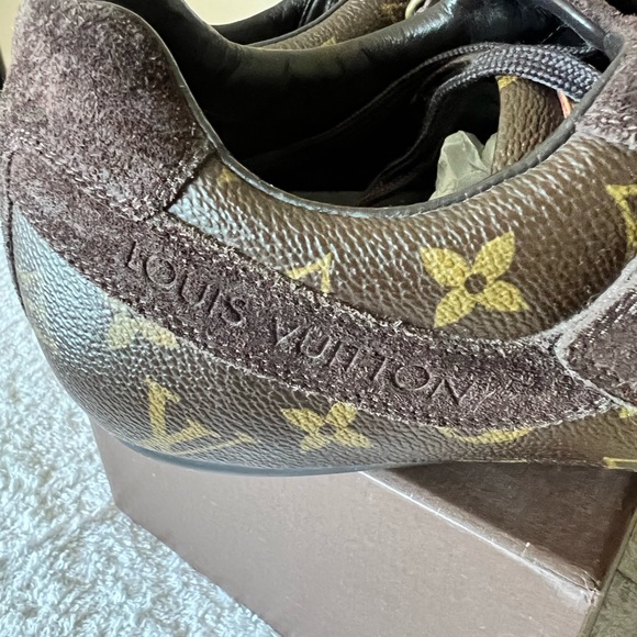 AUTHENTIC LOUIS VUITTON SNEAKERS SIZE 7.5 MEN OR 9.5/10 WOMEN VERY GOOD VINTAGE - Picture 8 of 13